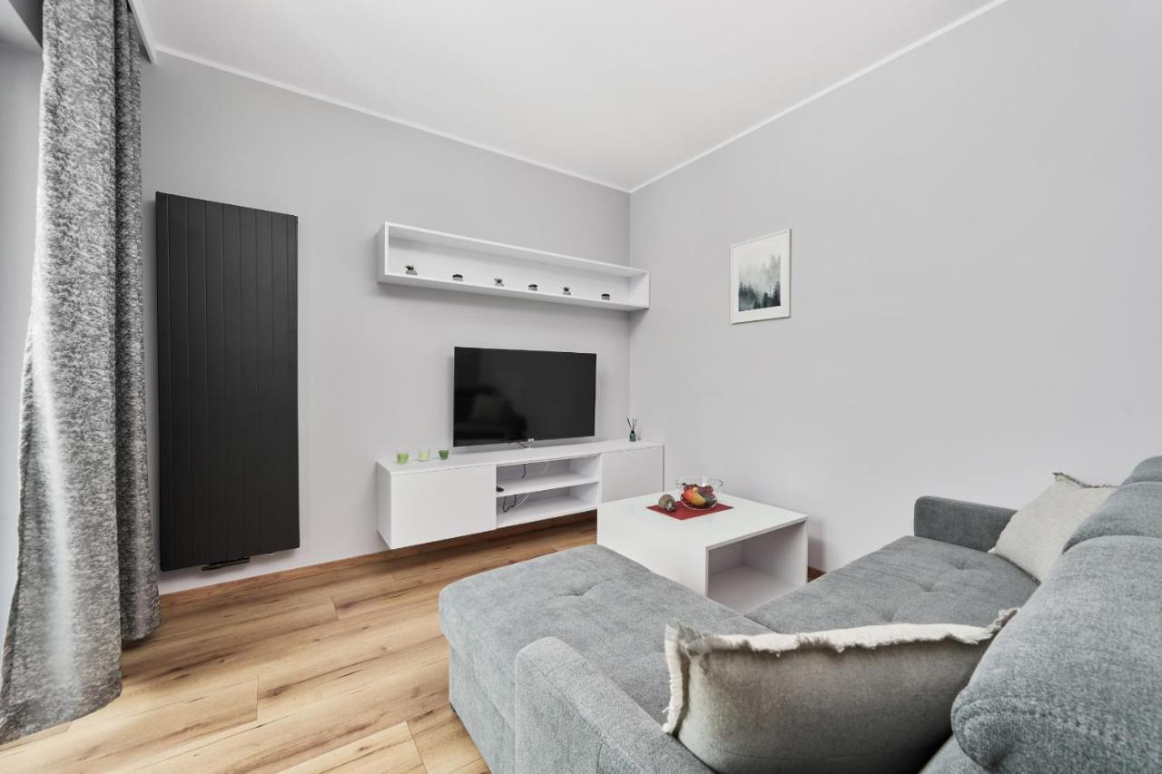 Browary Wroclawskie Apartments With Free Garage By Noclegi Renters Exterior foto